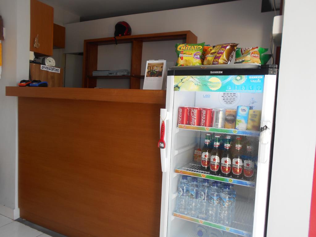 Reddoorz At Kerobokan Seminyak 2 Dış mekan fotoğraf