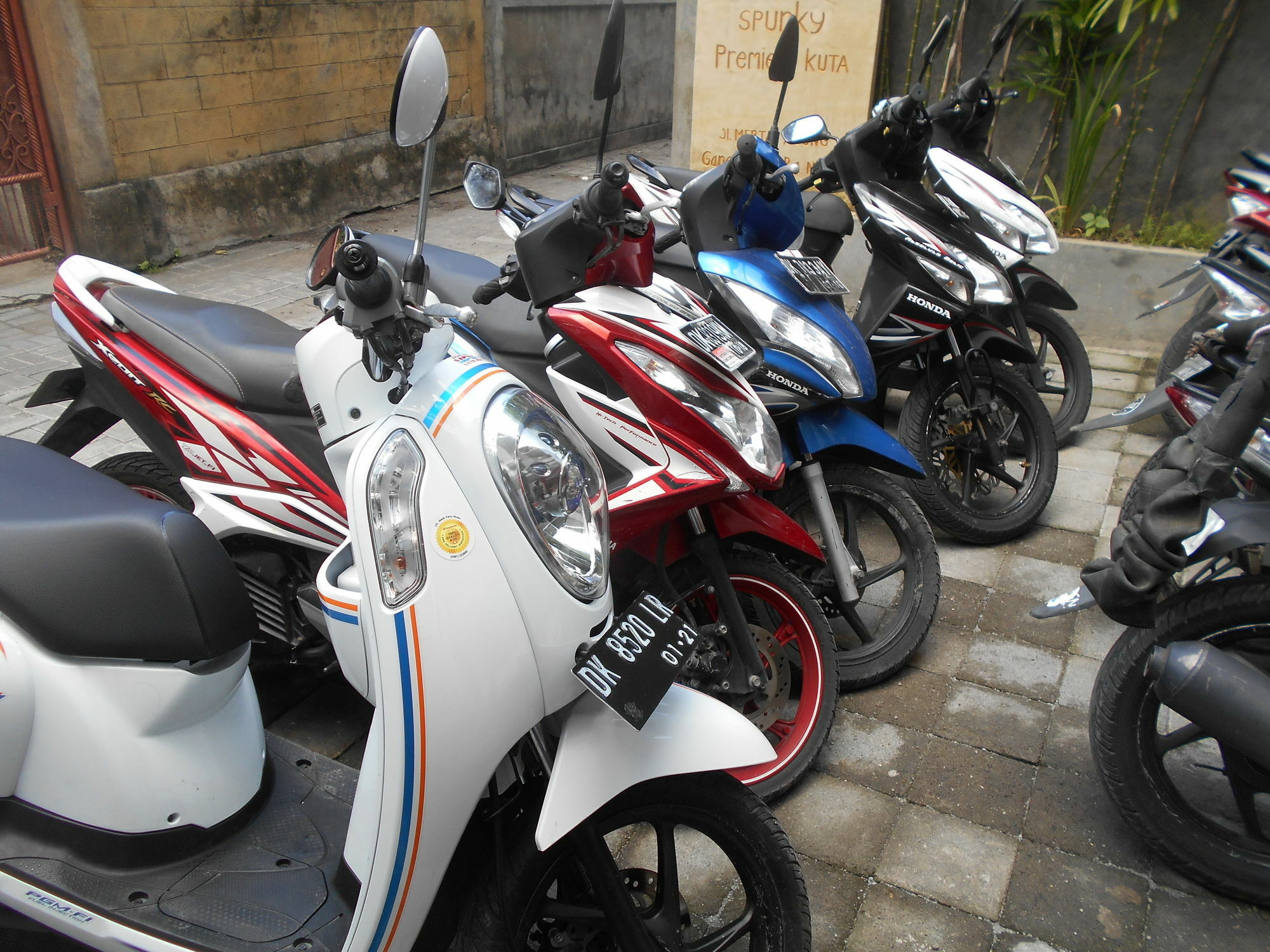 Reddoorz At Kerobokan Seminyak 2 Dış mekan fotoğraf